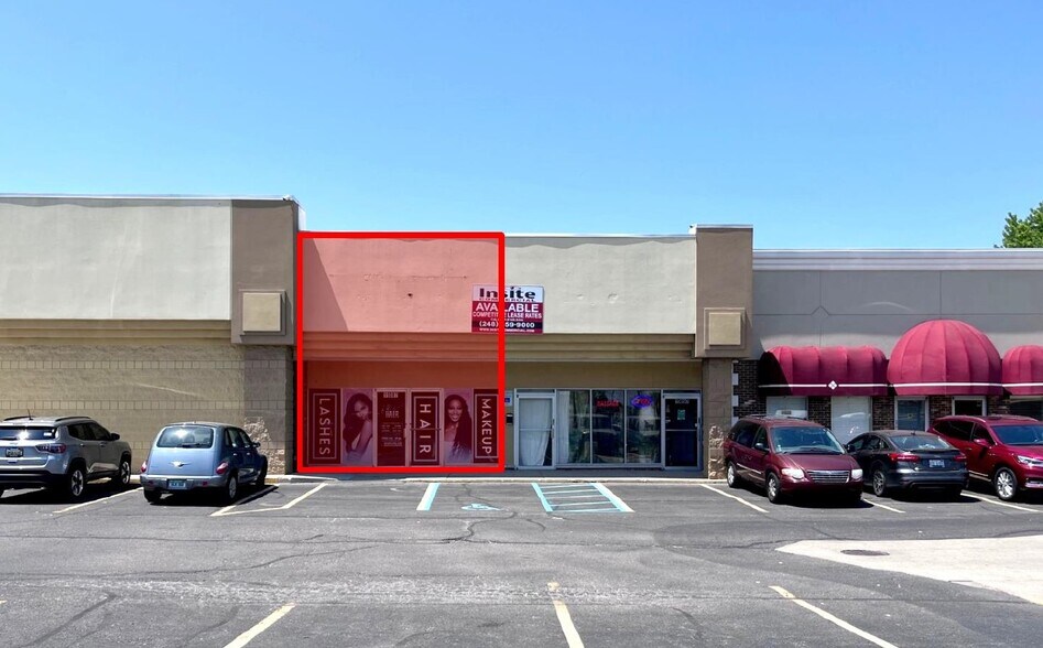 15087-15093 E 13 Mile Rd, Warren, MI for sale - Building Photo - Image 1 of 1