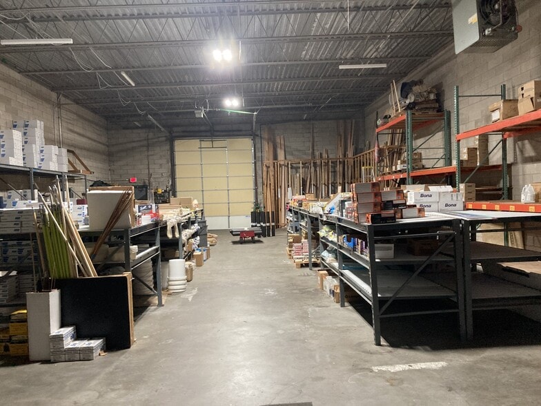 1722 Church St, Holbrook, NY for sale - Interior Photo - Image 3 of 8