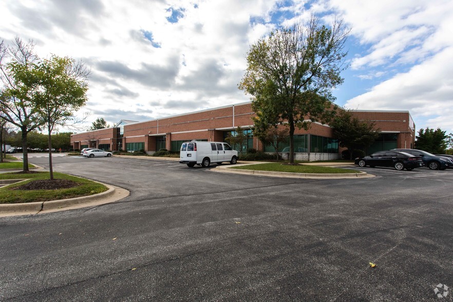 20420 Century Blvd, Germantown, MD for lease - Building Photo - Image 1 of 18