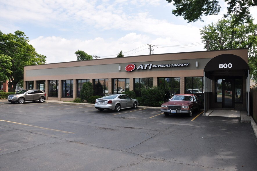 800 S Des Plaines Ave, Forest Park, IL for sale - Building Photo - Image 1 of 1