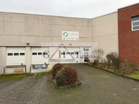 Office in Goussainville for lease - Building Photo - Image 2 of 4