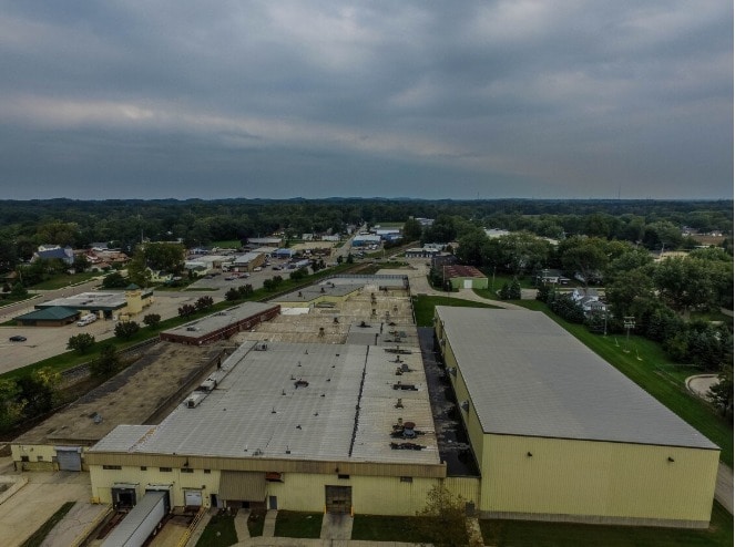 9864 Church St, Bridgman, MI for sale - Primary Photo - Image 1 of 9