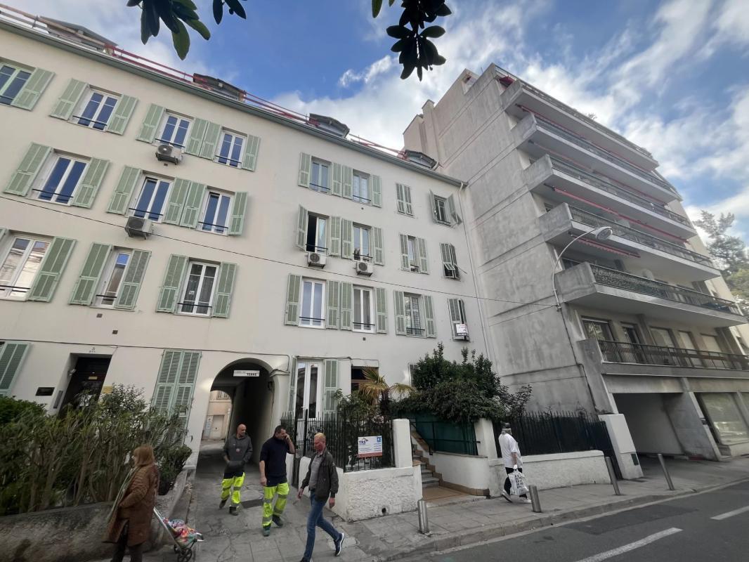 Flex in Nice for sale Building Photo- Image 1 of 8