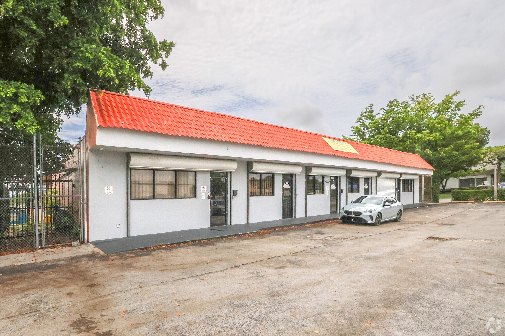 6401-6411 NW 27th Ave, Miami, FL for sale Primary Photo- Image 1 of 1