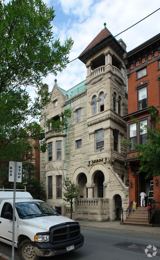 Primary Photo