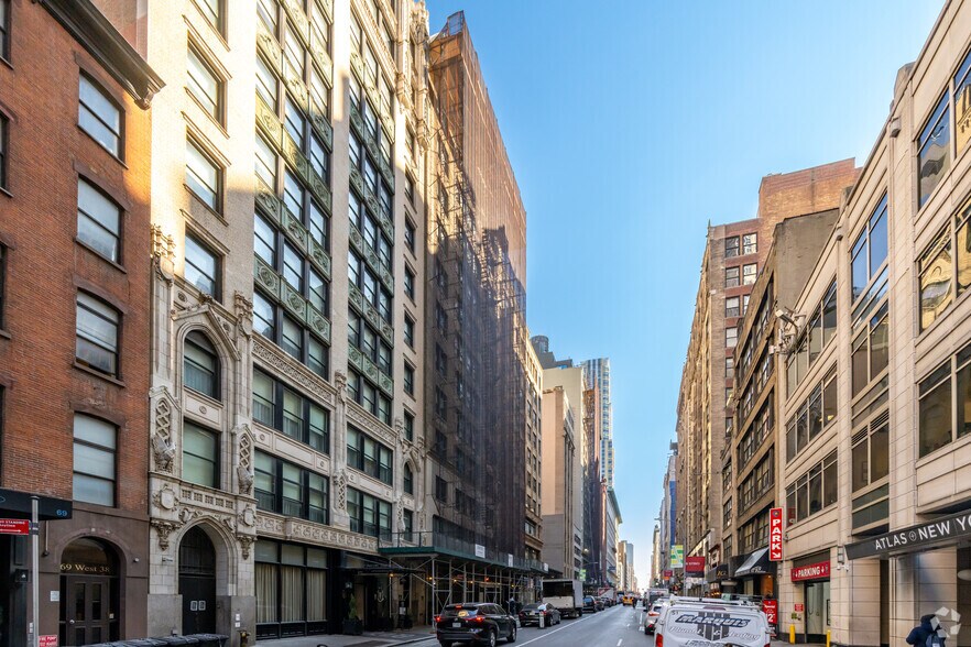 57 W 38th St, New York, NY for lease - Building Photo - Image 2 of 2