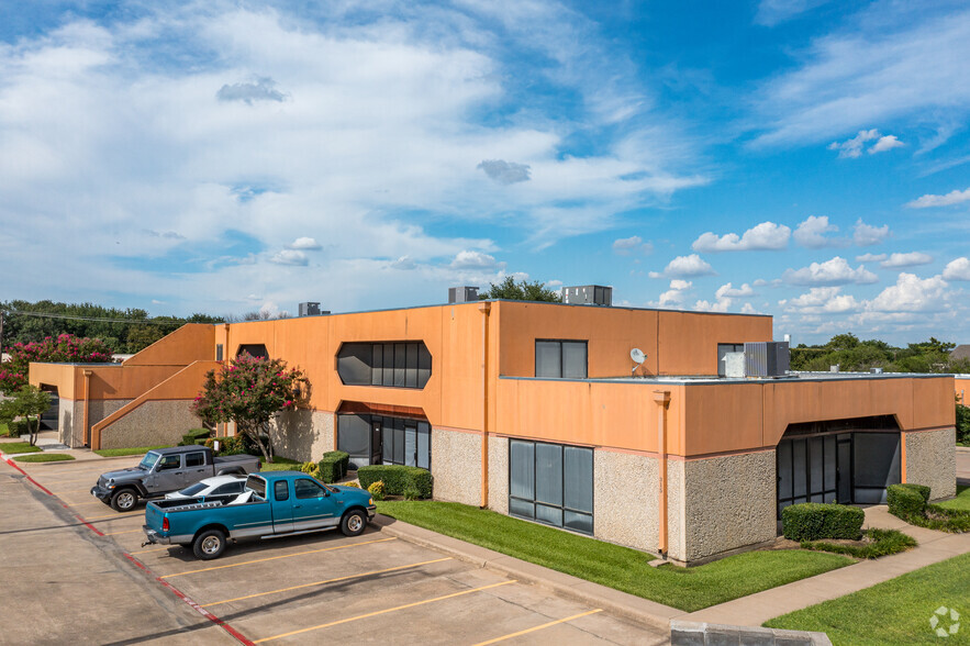 5424 Rufe Snow Dr, North Richland Hills, TX for lease - Building Photo - Image 3 of 7