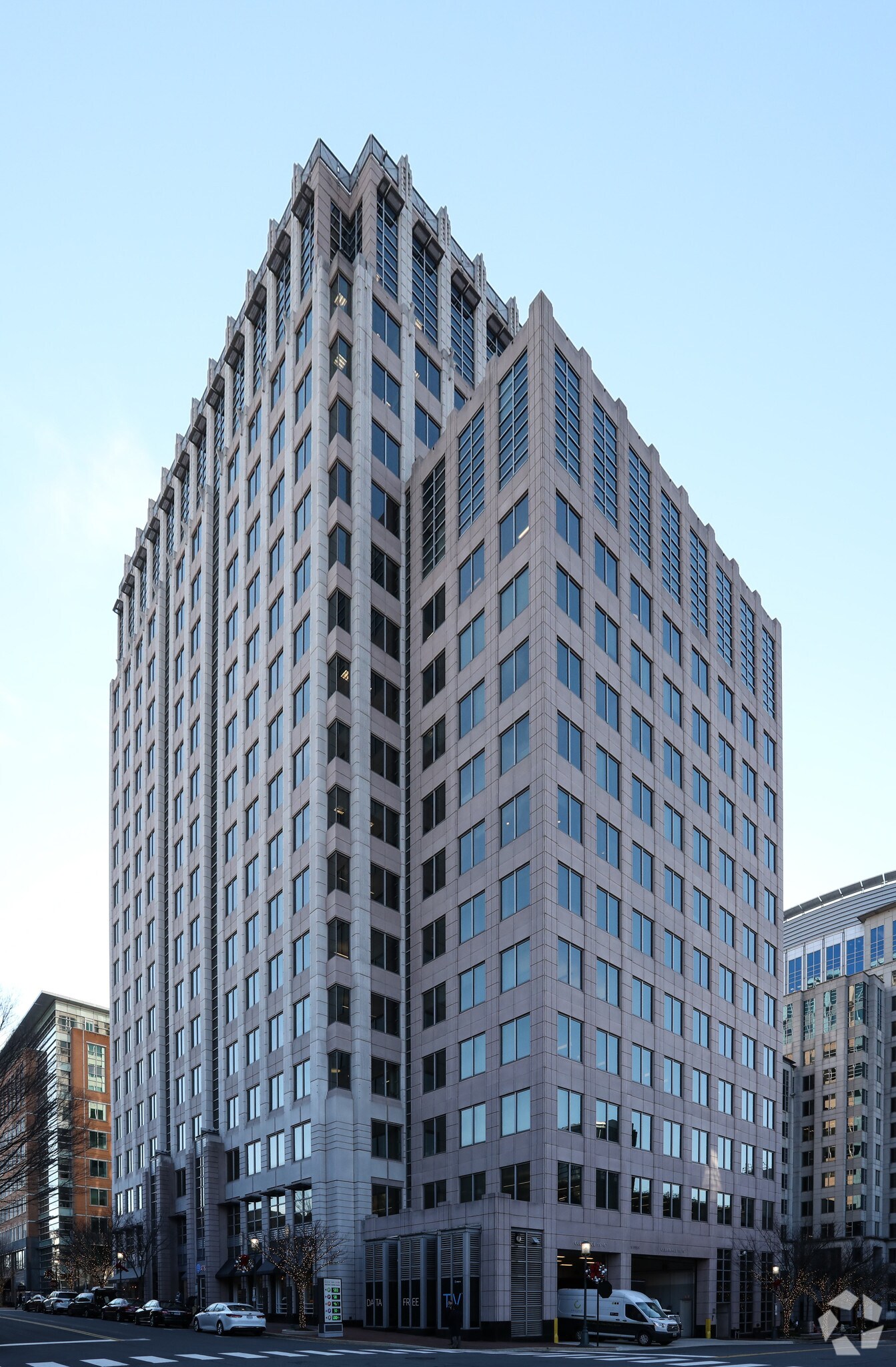 11951 Freedom Dr, Reston, VA for sale Primary Photo- Image 1 of 1