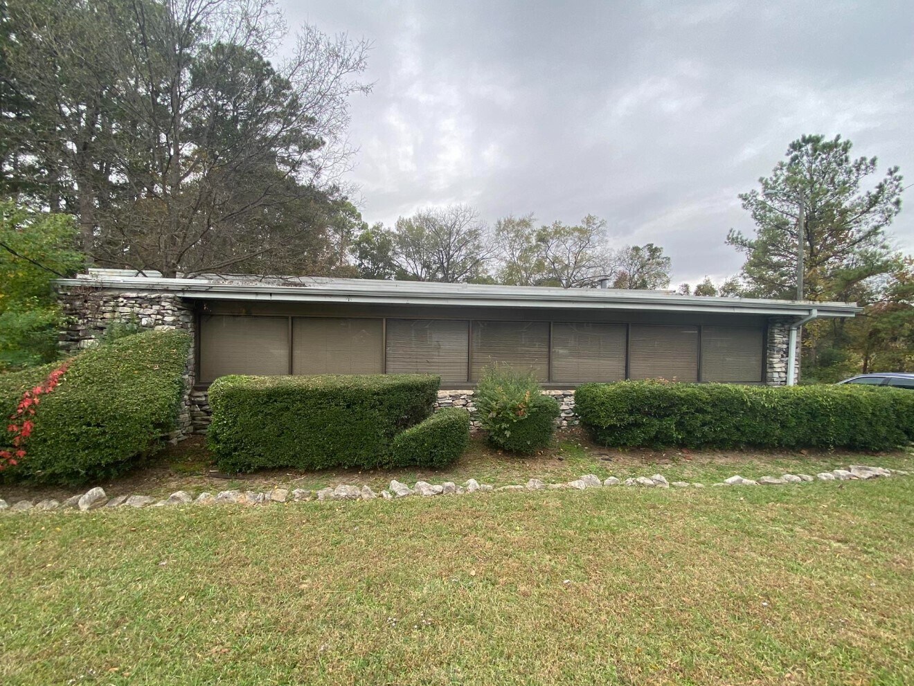 840 OAK Grv RD  