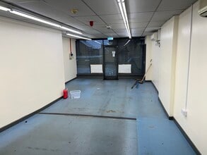 129 Midland Rd, Barnsley for lease Interior Photo- Image 2 of 6