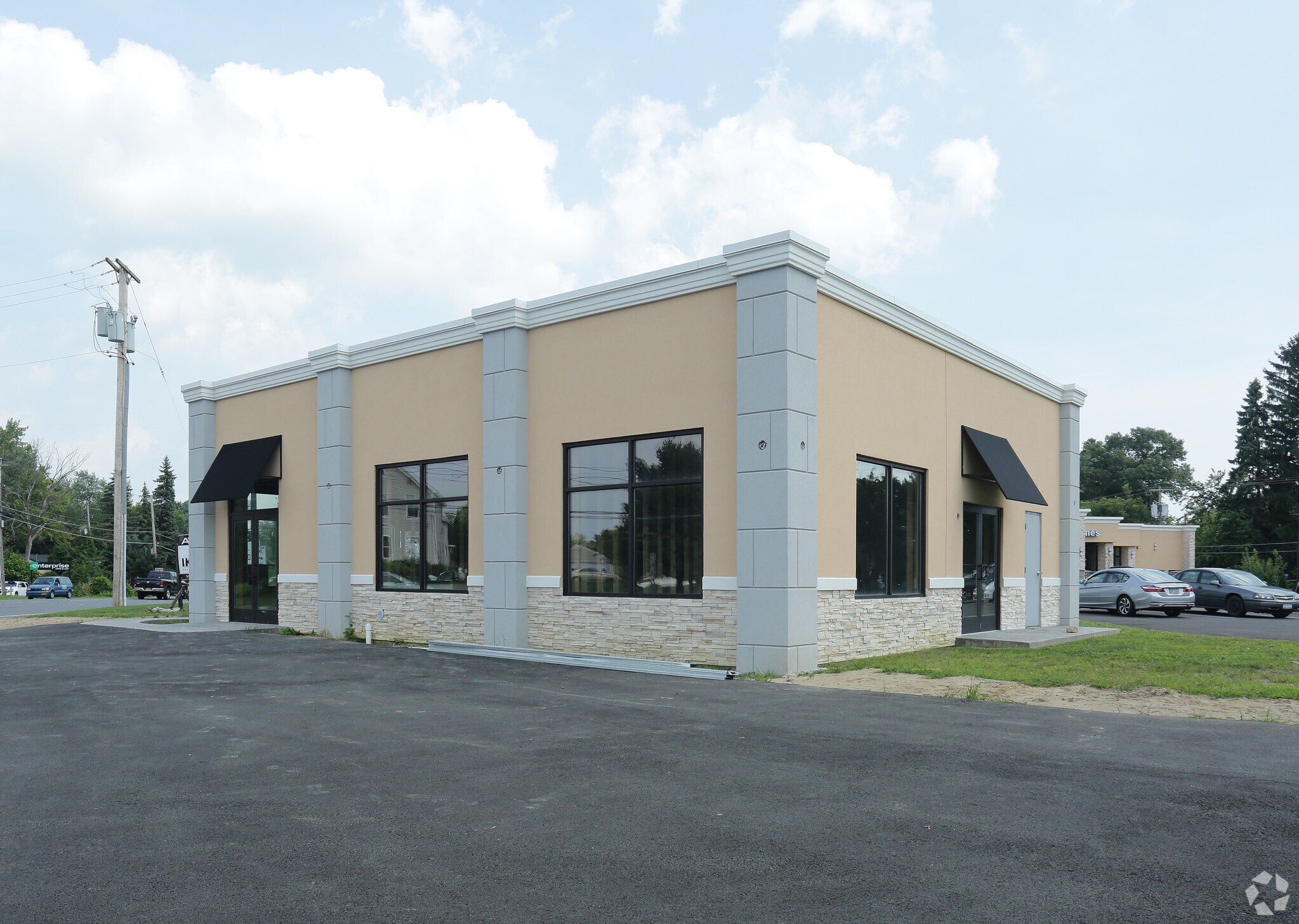 364 Troy Schenectady Rd, Latham, NY for sale Primary Photo- Image 1 of 1