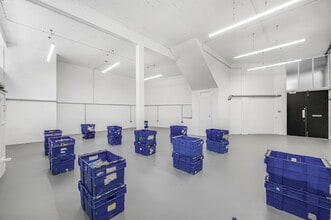 14 Ayres St, London for lease Interior Photo- Image 2 of 4