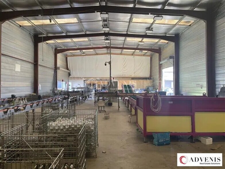 Flex in Bègles for lease - Interior Photo - Image 2 of 6