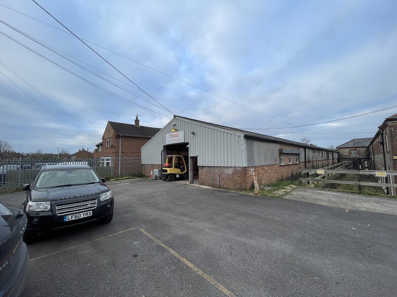 Beech Av, Warminster for sale - Building Photo - Image 1 of 1