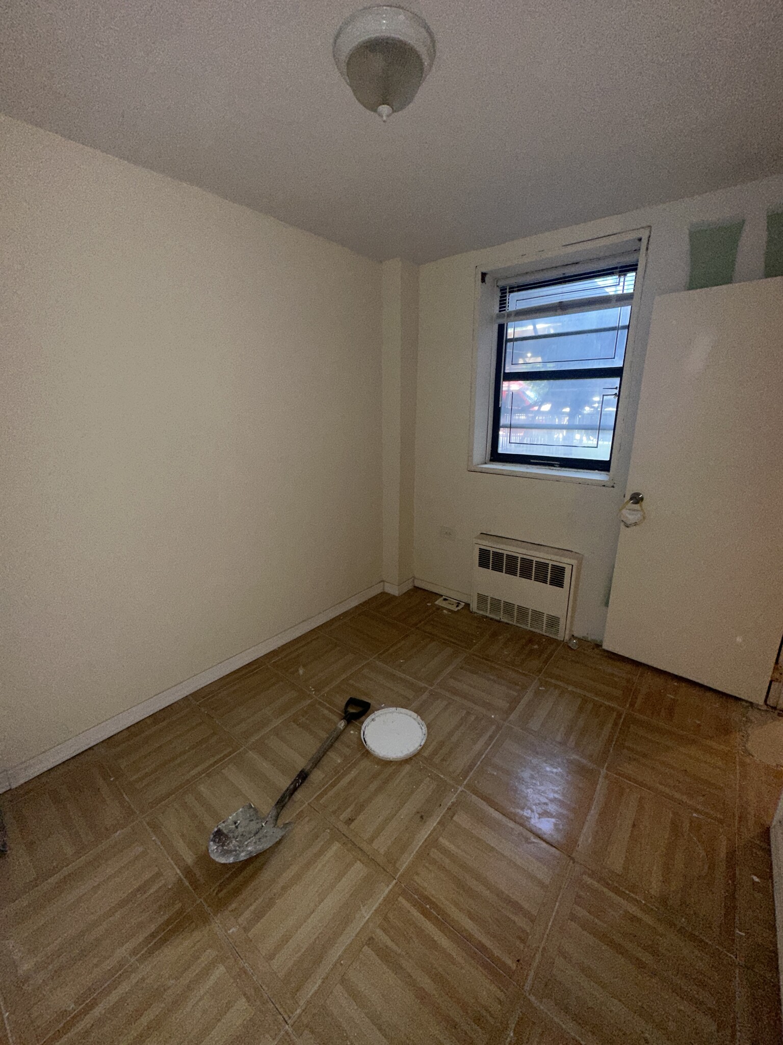 6910 Avenue U, Brooklyn, NY for lease Interior Photo- Image 1 of 3