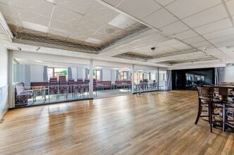 6 Park Av, Maidstone for lease Interior Photo- Image 2 of 2