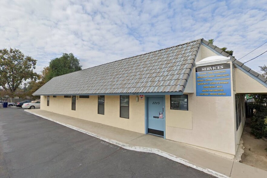 2215 N Fresno St, Fresno, CA for sale - Building Photo - Image 1 of 31