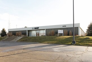 More details for 24700 W 11 Mile Rd, Southfield, MI - Office for Sale