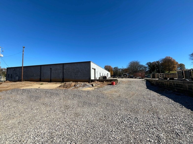 4601 Messer Airport Hwy, Birmingham, AL for lease - Building Photo - Image 3 of 12