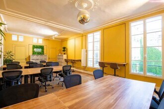 32 Rue Du Faubourg Poissonnière, Paris for lease Interior Photo- Image 2 of 8