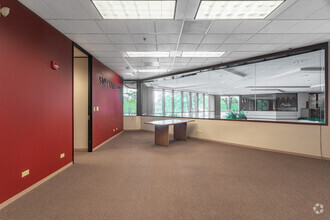 750 W Lake Cook Rd, Buffalo Grove, IL for lease Interior Photo- Image 1 of 6