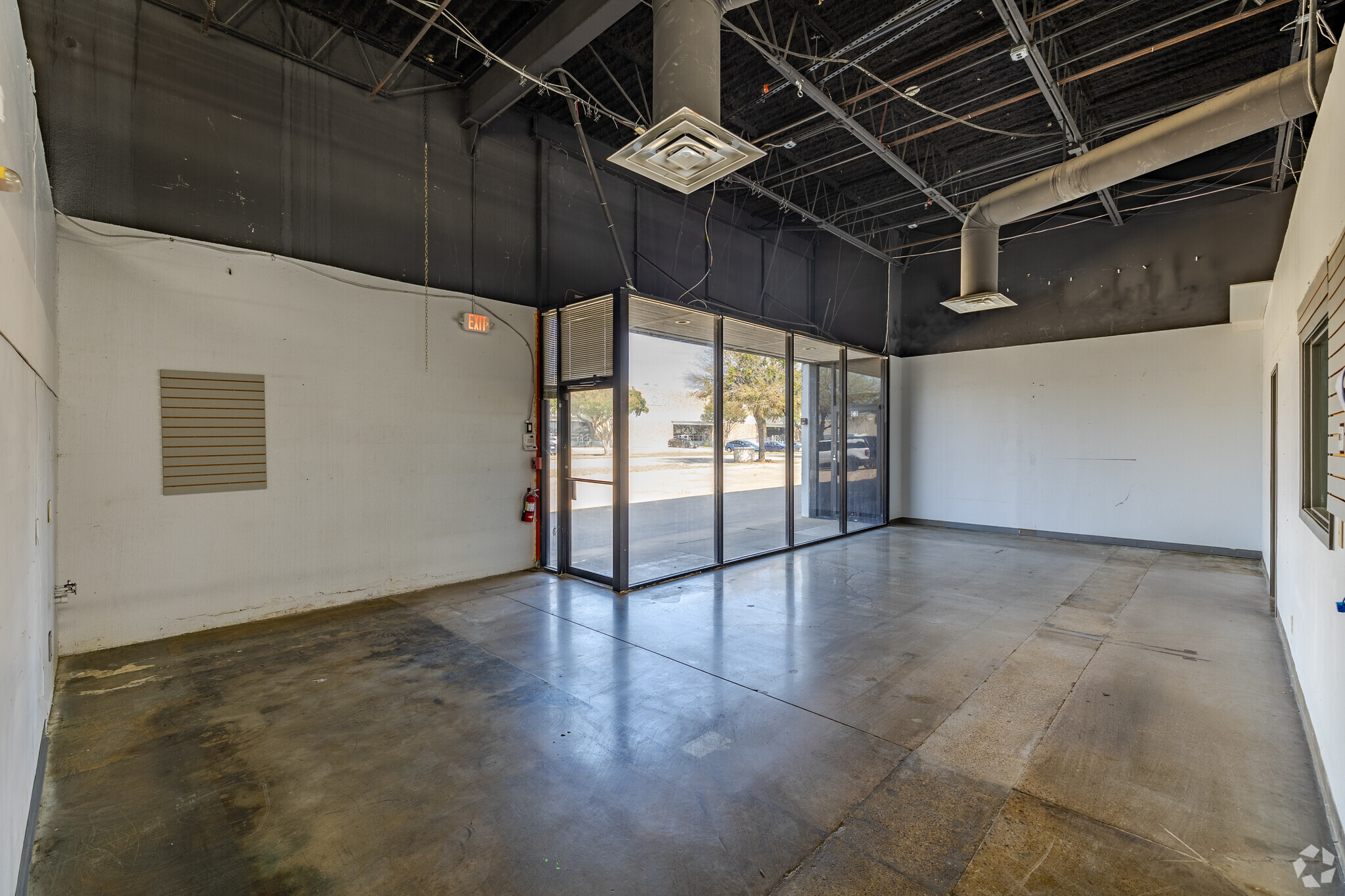 1400 Summit Ave, Plano, TX for lease Interior Photo- Image 1 of 17