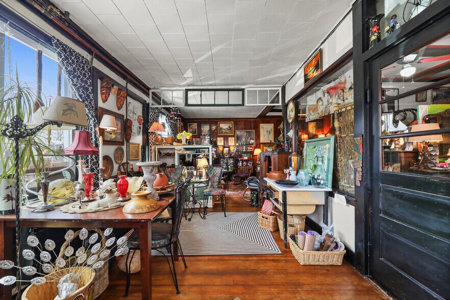 133 Front St, Housatonic, MA for sale - Building Photo - Image 3 of 12