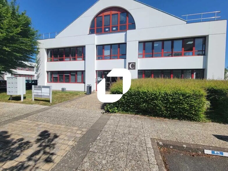1 Rue De Terre Neuve, Les Ulis for lease - Building Photo - Image 2 of 31
