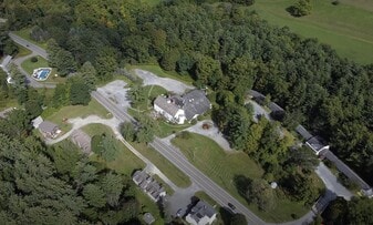 1896 House Inn & Country Lodgings - Theater