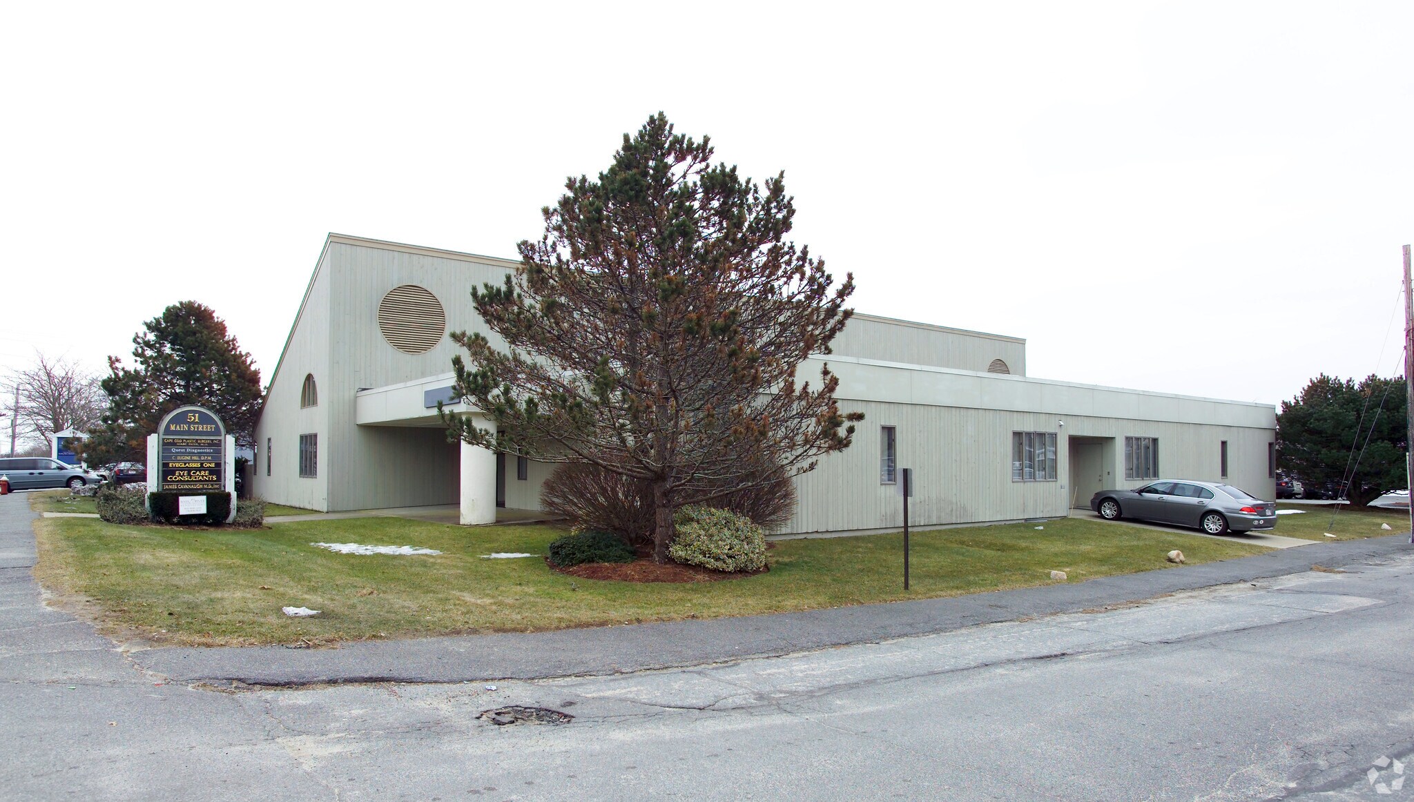 51 Main St, Hyannis, MA for sale Primary Photo- Image 1 of 1