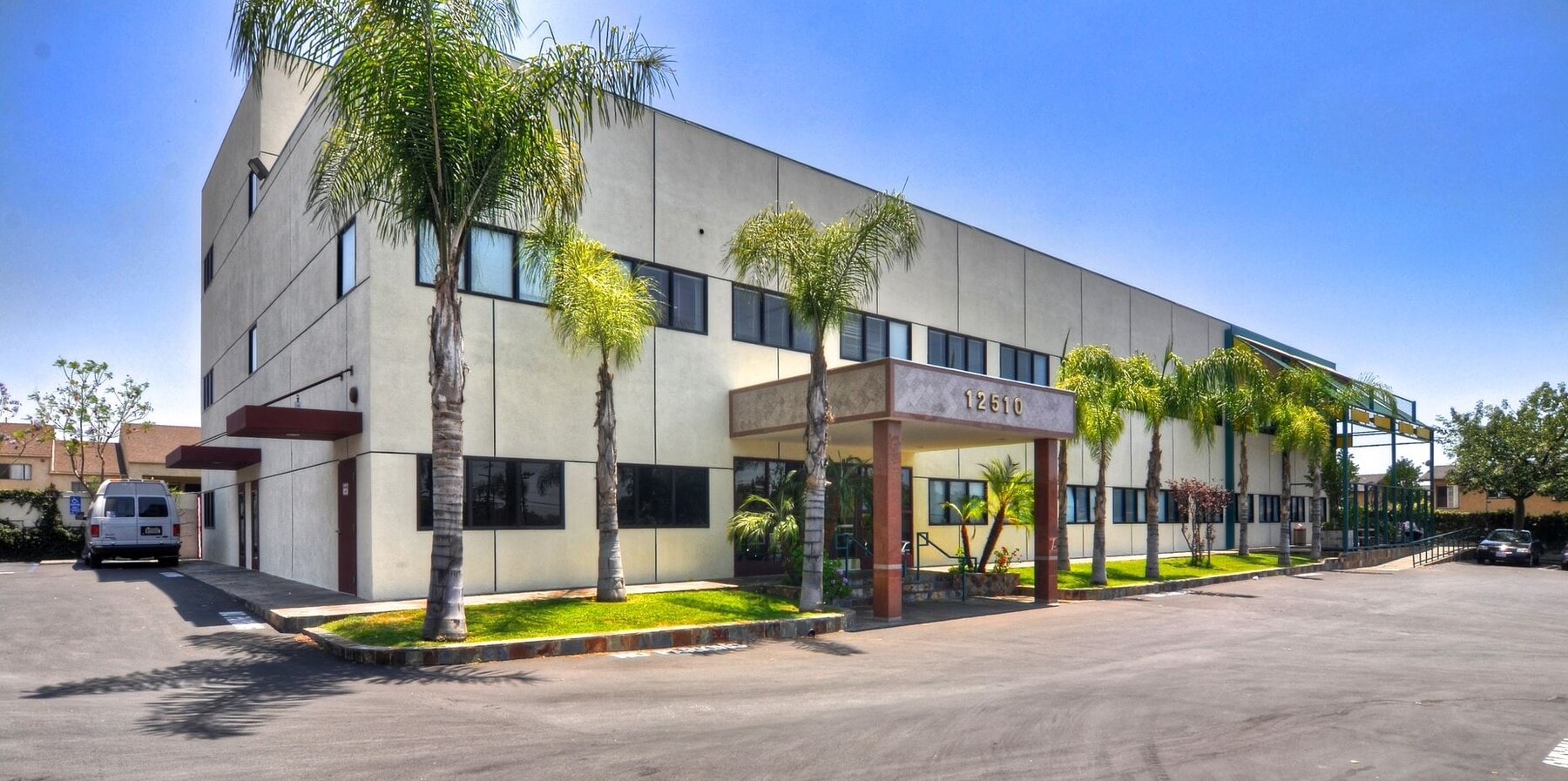 12510 Van Nuys Blvd, Pacoima, CA 91331 Office for Lease