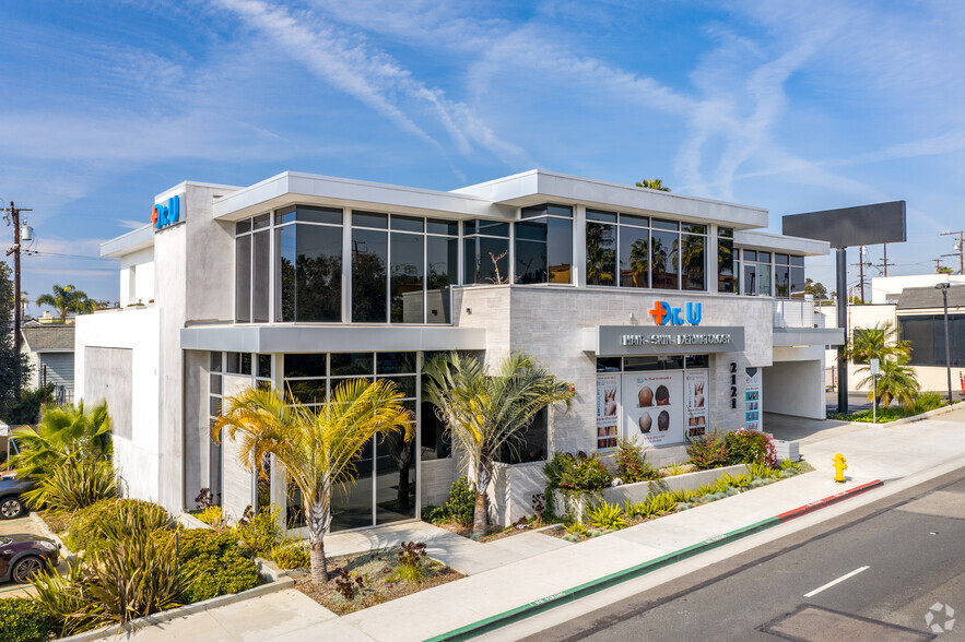 2121 N Sepulveda Blvd, Manhattan Beach, CA for sale - Building Photo - Image 1 of 1