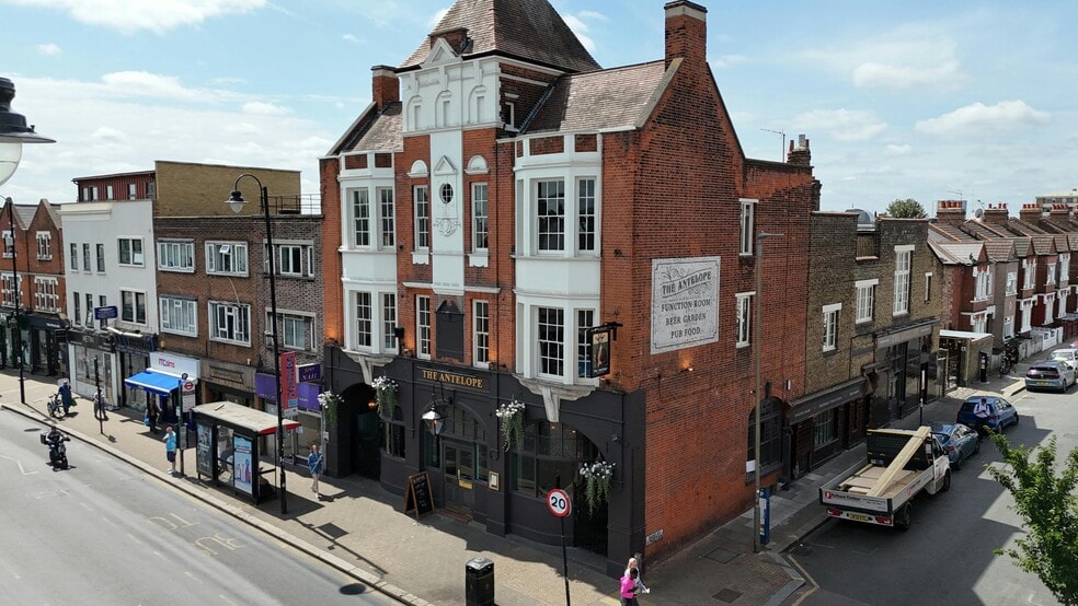 76 Mitcham Rd, London for sale - Building Photo - Image 2 of 13