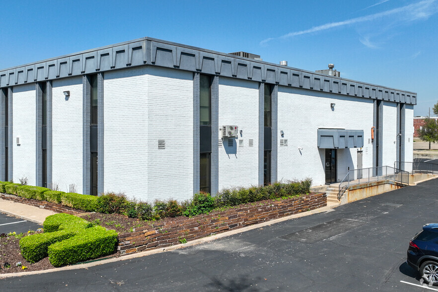 4415 S Harvard Ave, Tulsa, OK for lease - Building Photo - Image 3 of 18