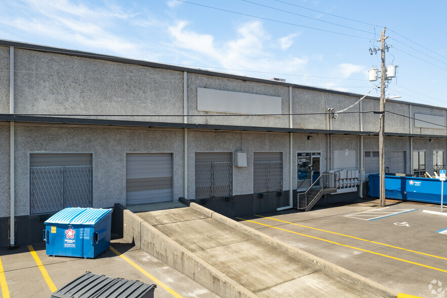 4701-4775 Distribution Dr, Tampa, FL for lease - Building Photo - Image 3 of 6