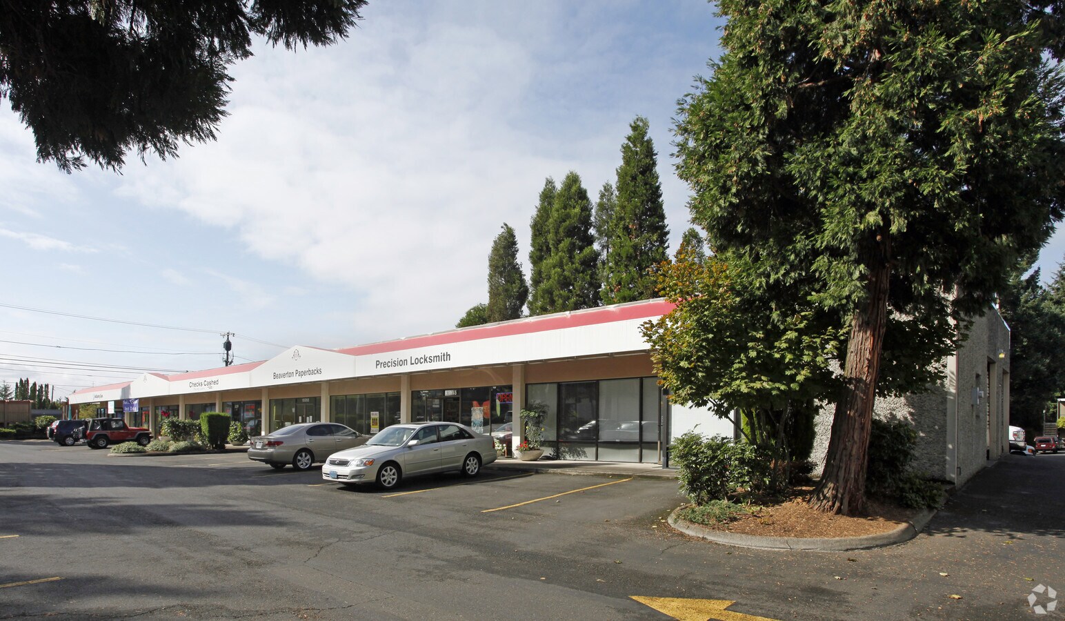 10359 SW Canyon Rd, Beaverton, OR 97005