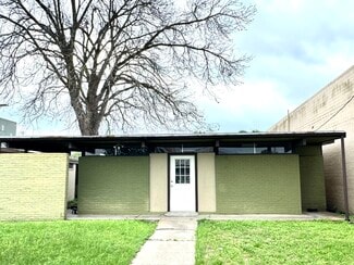 More details for 611 N Esplanade St, Cuero, TX - Office for Sale