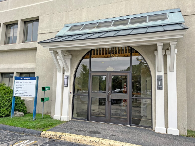 501 Islington St, Portsmouth, NH for lease - Building Photo - Image 2 of 11