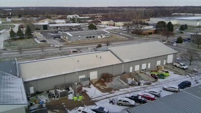 2200-2240 W Townline Rd, Peoria, IL for sale Building Photo- Image 2 of 7