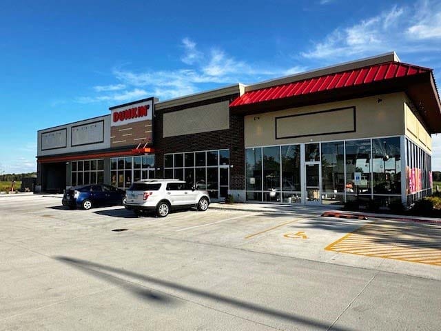 671 Weber Rd, Romeoville, IL for lease - Building Photo - Image 2 of 8