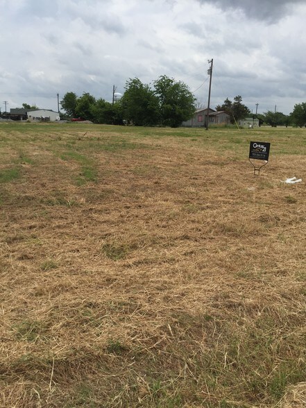 Frontier Dr, Quinlan, TX for sale - Building Photo - Image 1 of 1