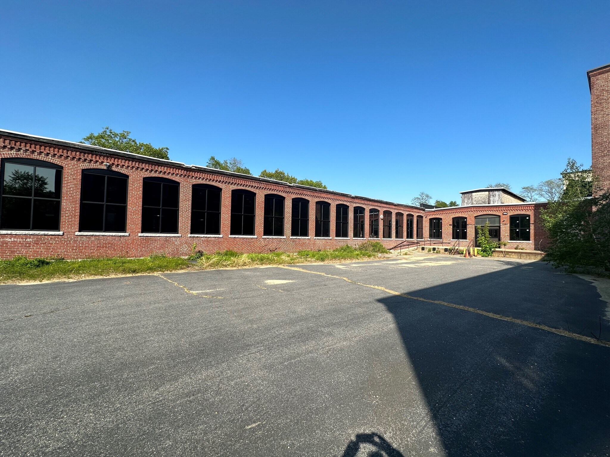 25 Newport St, Fitchburg, MA 01420 Industrial for Sale