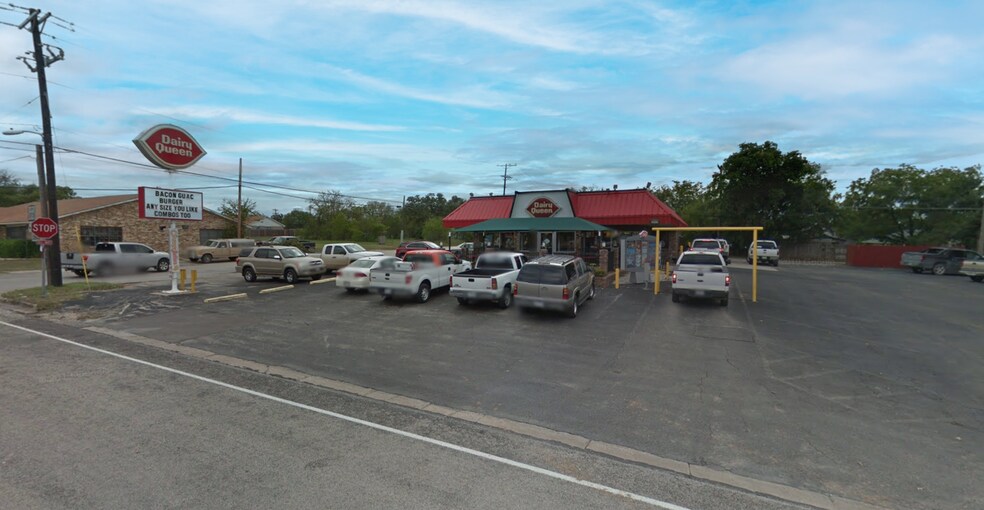 1508 Halsell St, Bridgeport, TX for sale - Building Photo - Image 1 of 1