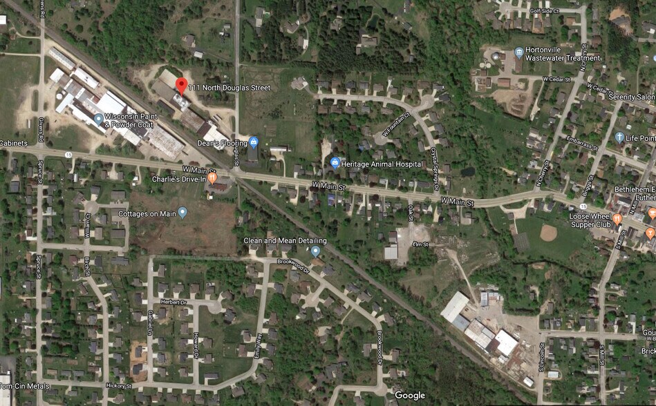 111 N Douglas St, Hortonville, WI for lease - Building Photo - Image 3 of 3