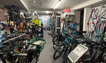 4-5 Piermont Pl, Dawlish for sale Interior Photo- Image 2 of 4