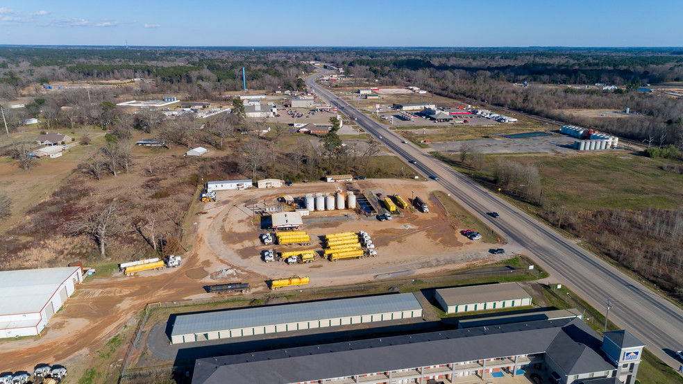 12477 Highway 84, Joaquin, TX for sale - Primary Photo - Image 1 of 1