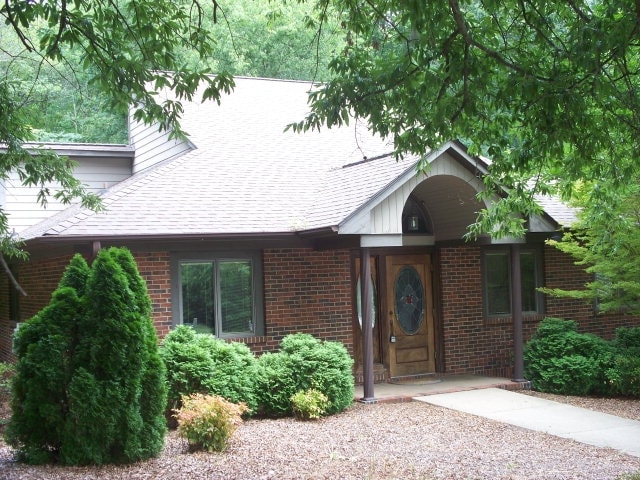 114 S Park Ter, Eden, NC for sale - Primary Photo - Image 1 of 24