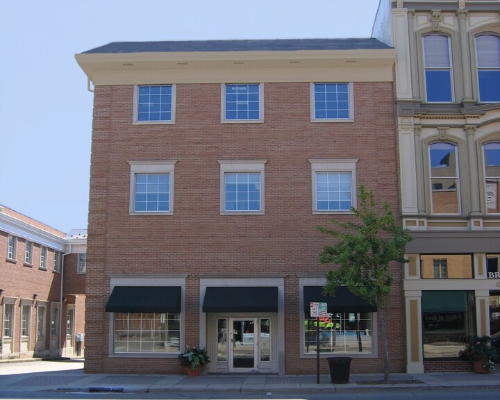 127 E Liberty St, Wooster, OH 44691