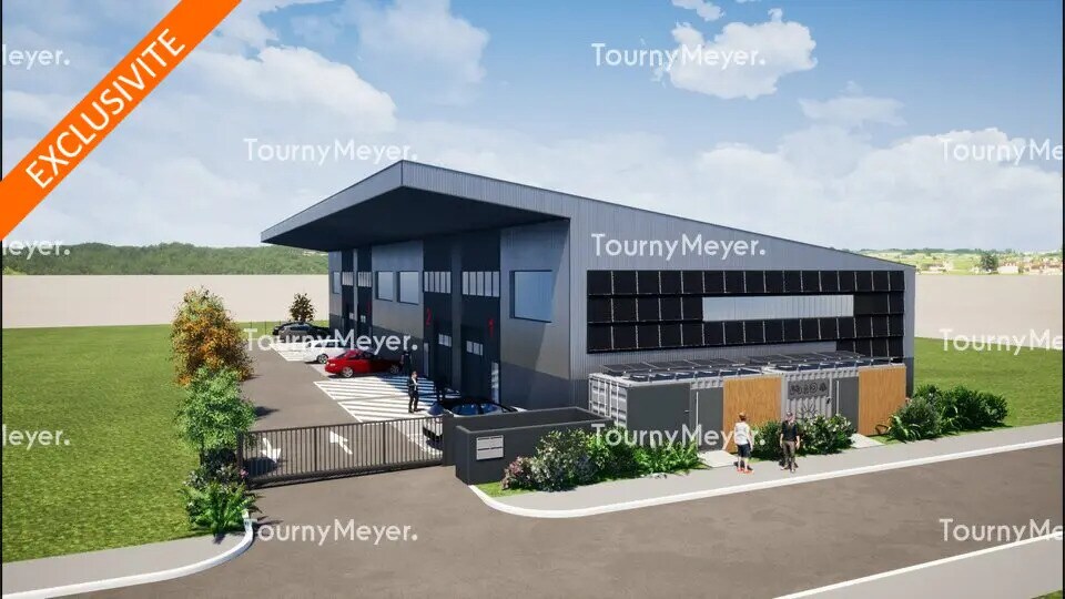 Flex in Acigné for lease - Building Photo - Image 1 of 1