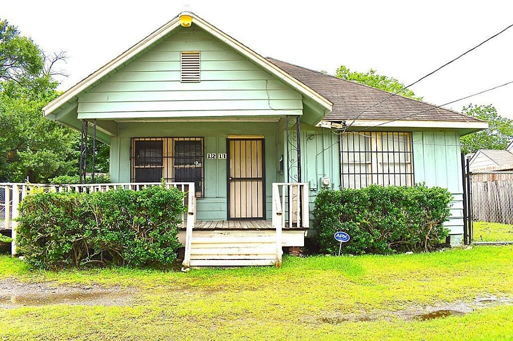 1211 N Durham Dr, Houston, TX for sale Primary Photo- Image 1 of 1